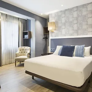 3* Otel Acta Splendid